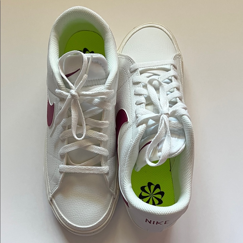 Nike Women's White and Maroon Sneakers - Picture 2 of 7